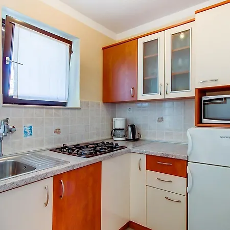 Apartment 376a